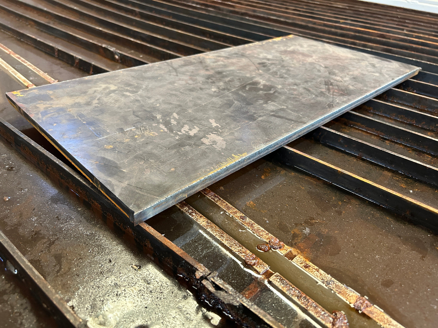 Squared plate 5/8 inch (0.625 in)